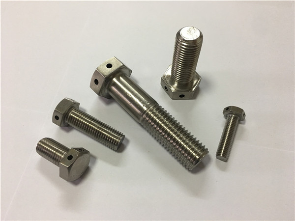 hastelloy c276 / 2.4819 الترباس din933 din931