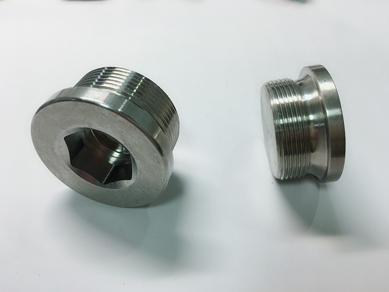 العرف الفولاذ المقاوم للصدأ حلقة الترباس مع حلقة رئيسية SS