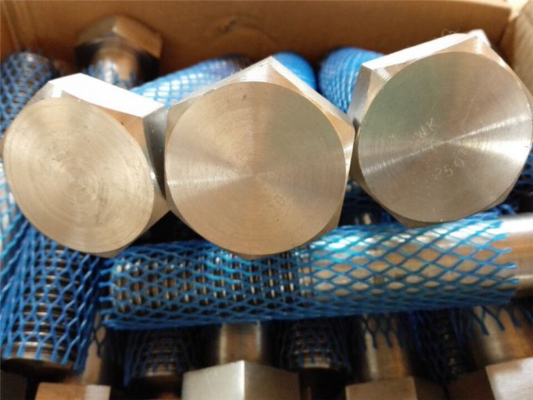 كبير السحابات الميكانيكية العرض عالية srenght الثقيلة عرافة الترباس والجوز